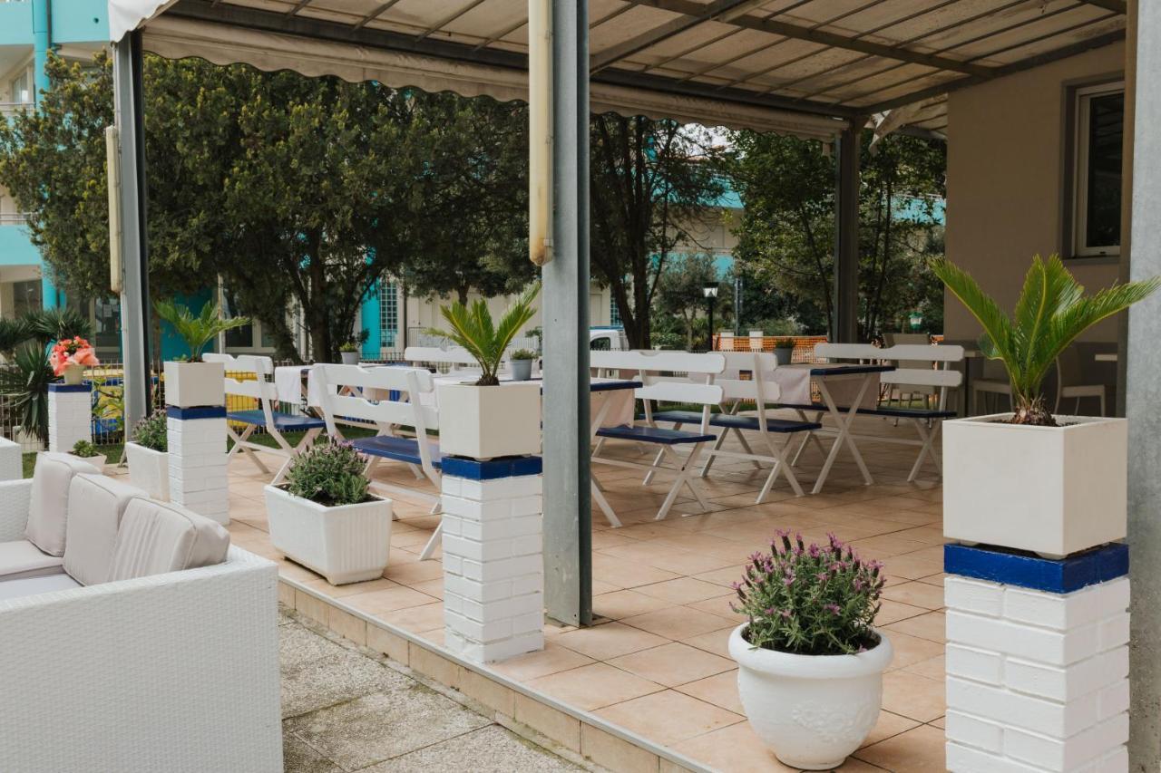 Hotel Villa Franca Lignano Sabbiadoro Extérieur photo