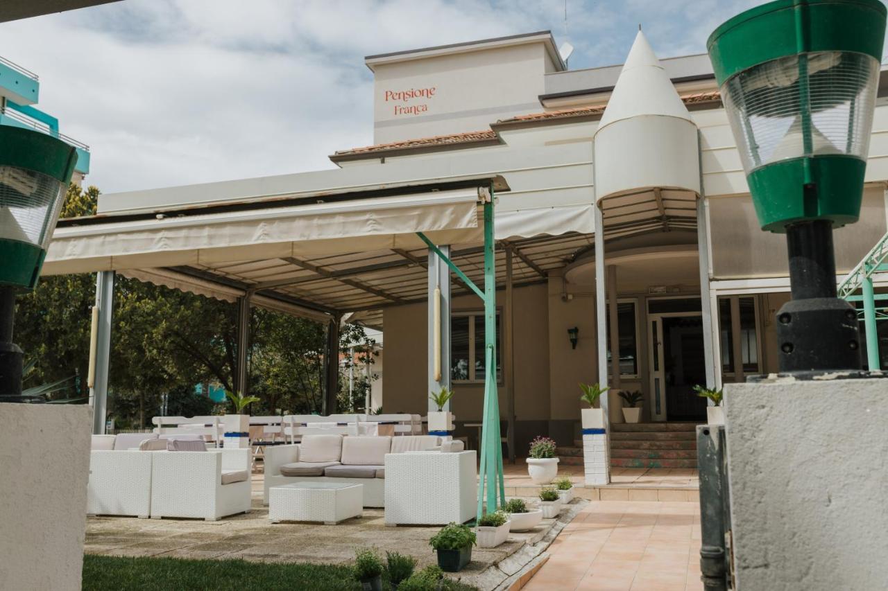 Hotel Villa Franca Lignano Sabbiadoro Extérieur photo